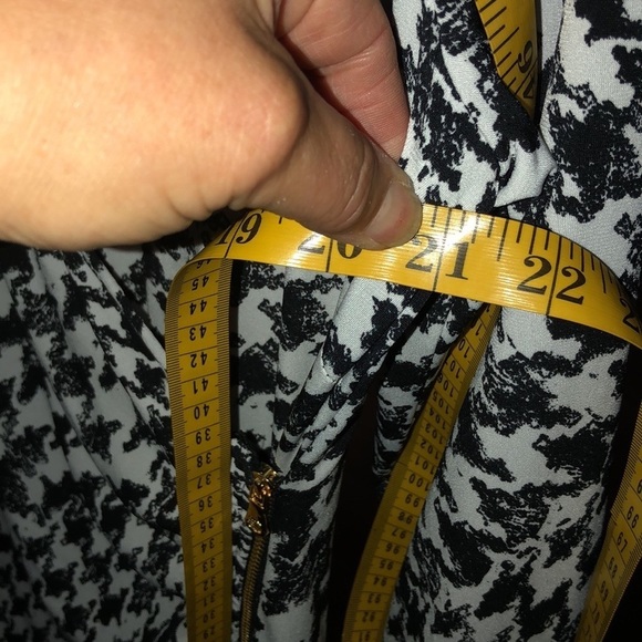 Guess size 12 black & white houndstooth faux wrap dress w/ zip detail NWT - Picture 11 of 16